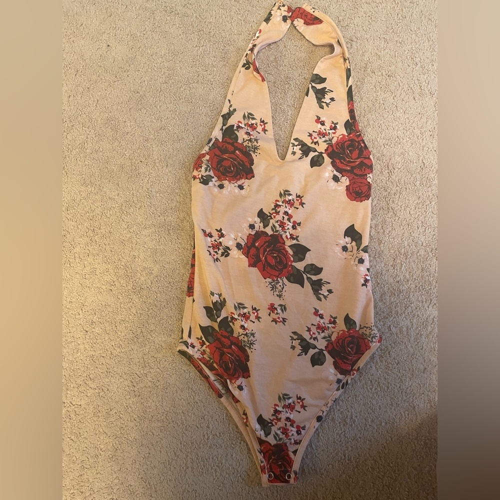 Floral light pink bodysuit
